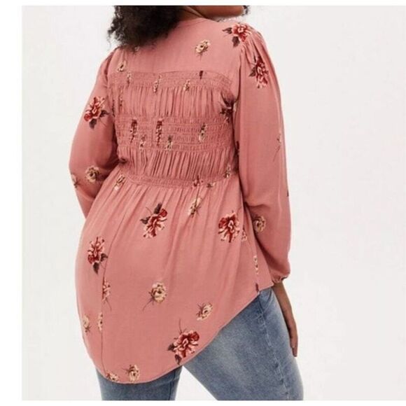 TORRID Women’s Floral Peasant Babydoll Style Blouse Hi Low Boho Size 2 2X Coral - Picture 3 of 13